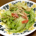 YUKIKI☆'s cooksnap of when they made しめじとレタスのオイマヨ炒め.