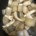ぽるるん♡'s cooksnap of when they made 母レシピ：鶏肉と大根の煮物.