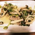 ★☆みみーちゃん☆★'s cooksnap of when they made 黄金比★豆苗ときのこの塩ダレ炒め.