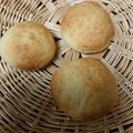 amadokoro's cooksnap of when they made ベランダ発酵♪手ごねふわしっとり丸パン.