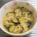もぐ・ω・くま's cooksnap of when they made ナスと玉ねぎと油揚げのみそ汁.