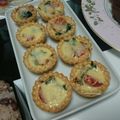 akilondon's cooksnap of when they made 簡単！かわいい♡タルト de キッシュ♬.