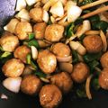 マトリョーシカ1号's cooksnap of when they made 冷凍食品でも美味しく!!甘だれ肉団子♪.