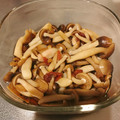 にょっきちゃん's cooksnap of when they made レンジで簡単☆きのこの佃煮・梅風味。.