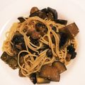 おぬまってぃ's cooksnap of when they made 夫の胃袋を掴んだ！ガリバタ醤油のパスタ.