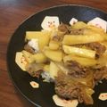 ちぃろる♪'s cooksnap of when they made 牛肉とじゃがいもと玉ねぎのピリ辛炒め煮.