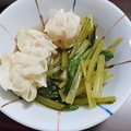 リトルピシュナ's cooksnap of when they made 小松菜と冷凍シューマイの簡単煮.