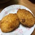mayukelu's cooksnap of when they made チーズinポテトで包む厚切りハムカツ.