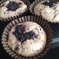 akitomati's cooksnap of when they made ブラックベリーマフィン　2011.