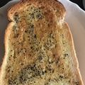 わたゆみ！！'s cooksnap of when they made 食パンで簡単！ガーリックトースト.