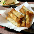 misatona's cooksnap of when they made 餃子の皮で簡単♬鶏ささみの巻き揚げ.
