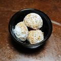 おにぎり99's cooksnap of when they made 簡単サクホロ♫コーヒースノーボール.