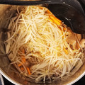 クックJMXHYH☆'s cooksnap of when they made 簡単もやしと しめじ 玉ねぎの 白だし煮.