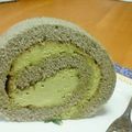 mykhata's cooksnap of when they made 米粉使用♪黒ゴマロールケーキ.