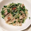 スィーピー♪'s cooksnap of when they made 豚しゃぶと貝割れ大根の梅和え.