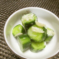 ジョングレ's cooksnap of when they made 塩酒粕でうまうま♪きゅうりのお漬物.