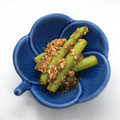 まこさんど's cooksnap of when they made アスパラガスと絹さやのゴマ和え　簡単弁当.