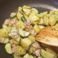 うね子ちゃん's cooksnap of when they made じゃがいもときゅうりの炒め物.