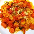 ネオポリタンスワール's cooksnap of when they made ソーセージと野菜のトマトソースパスタ.