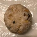 やんしゅ's cooksnap of when they made シャア専用　天かす昆布おむすび.