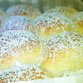 pukapega's cooksnap of when they made ふかふか練乳ちぎりパン.