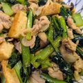 やっちゅ〜's cooksnap of when they made 豚肉と小松菜と厚揚げの炒め物.