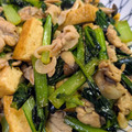 やっちゅ〜's cooksnap of when they made 豚肉と小松菜と厚揚げの炒め物.