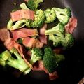 mi2choco's cooksnap of when they made ブロッコリーとベーコンのカレーマヨ炒め.
