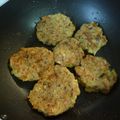 のあっちのあちん's cooksnap of when they made さば水煮缶バーグでピーマン詰めとつくね風.