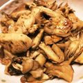 のんのんノンタロス's cooksnap of when they made 舞茸のガリバタチキン.