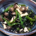 skullove's cooksnap of when they made ピーマン☆しめじ☆ひじきの炒め煮.