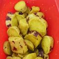 とろーるる's cooksnap of when they made レンジで簡単★薩摩芋のメープルゴマ和え.