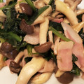 クックN40D7B☆'s cooksnap of when they made ほうれん草ときのこ＊和風バター醤油炒め.