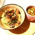 komutatata's cooksnap of when they made みそ味★卵入り【漬サーモンのとろろ丼】♪.