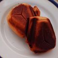 eiyoushi's cooksnap of when they made ディナーロールのホットサンド.