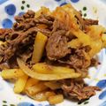 クックM7OALN☆'s cooksnap of when they made 牛肉とじゃがいもと玉ねぎのピリ辛炒め煮.