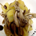 おニャー's cooksnap of when they made 超簡単♡舞茸とじゃがいものバタポン炒め.