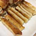 ポメちょん's cooksnap of when they made 余った餃子の皮でスティックパイ♡.