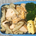 lisha9231's cooksnap of when they made 入れるだけ！しめじと鮭の炊き込みご飯.