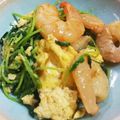 cafe★Ｋ's cooksnap of when they made 黄金トリオ☆豆苗と卵とエビの炒めもの.