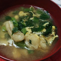 あゆたっくん's cooksnap of when they made 玉ねぎと小松菜と卵の味噌汁.