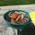 あやかときょうこ's cooksnap of when they made アウトドアで簡単★ウィンナーの燻製.