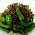 あんずっっこ's cooksnap of when they made 簡単！獅子唐と挽肉の甘辛すき焼き.
