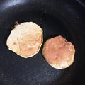 ♪さぁーちゃん♪'s cooksnap of when they made 離乳食ふんわり手づかみホットケーキ.