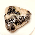 azbjbn's cooksnap of when they made ワカメ増し増し♡おにぎり.
