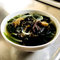 azbjbn's cooksnap of when they made きくらげとわかめのスープ.