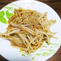 yhlk's cooksnap of when they made 給料日前！簡単!安い!もやし卵♪.