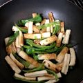 クックBLTENE☆'s cooksnap of when they made 冷蔵庫のお友、竹輪とピーマンのきんぴら.