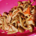 ゆなりちママ's cooksnap of when they made しめじとカニカマの煮浸し。.