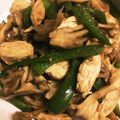 ＊にょにょん＊'s cooksnap of when they made ご飯が進む！鶏肉と舞茸の甘辛炒め.